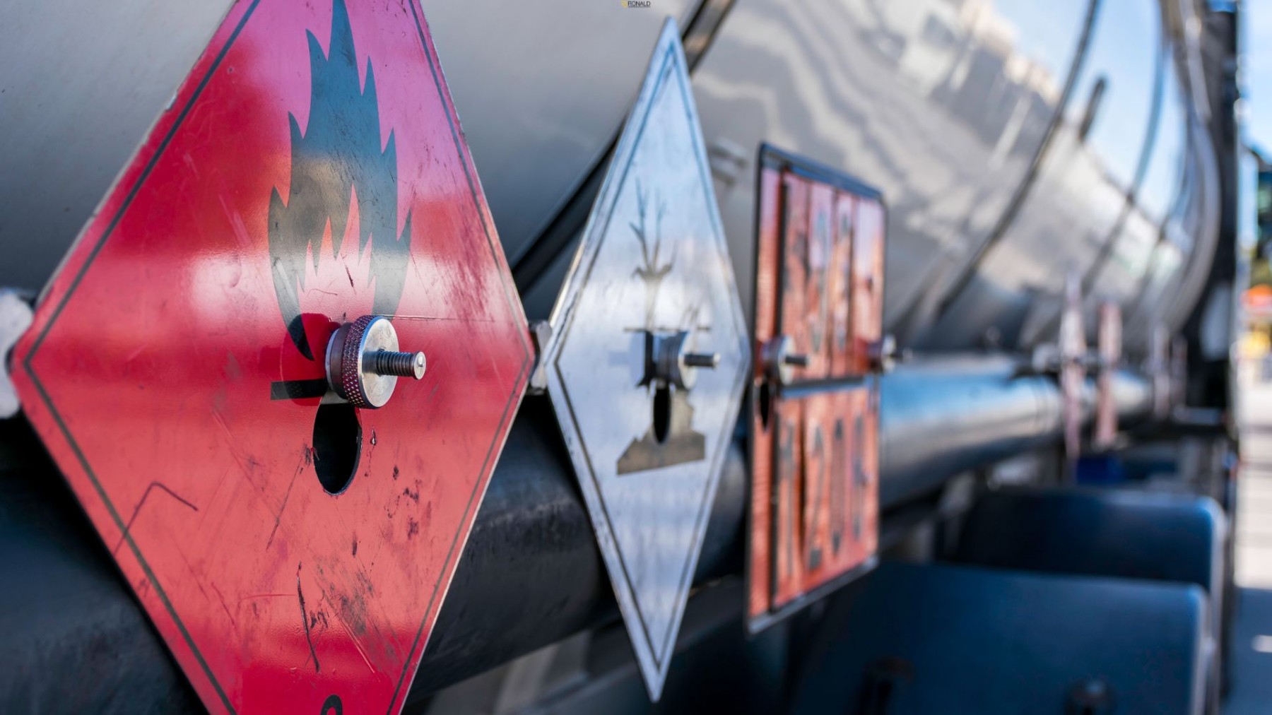 Header afbeelding: adr_cursus_ronald_verkeersopleidingen_5.jpg