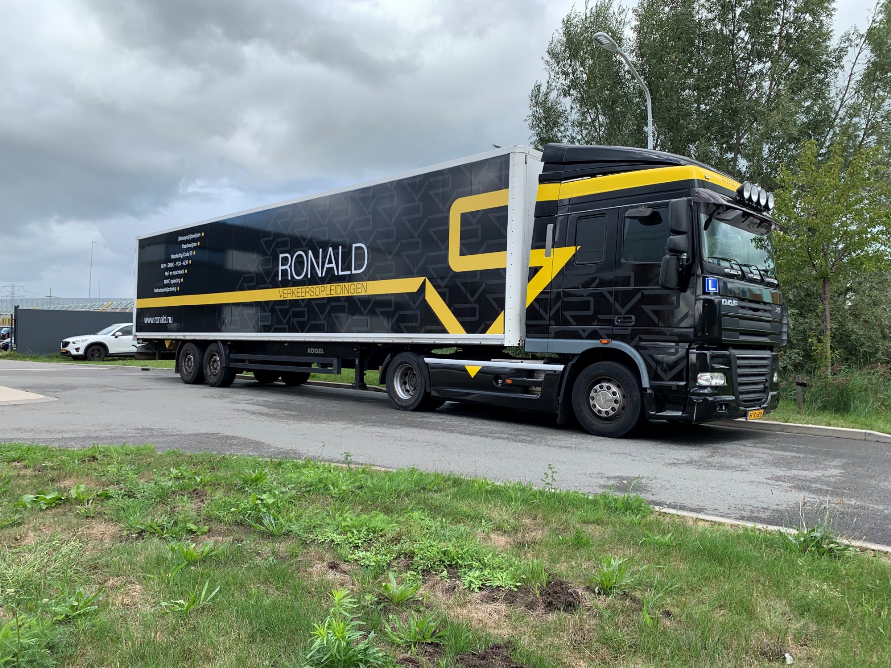 Header afbeelding: ce_rijbewijs_vrachtauto_ronald_verkeersopleidingen_7.jpg